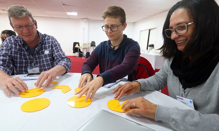 Professores que realizam a Trilha de Formação Docente em Ciência de Dados participam de Bootcamps