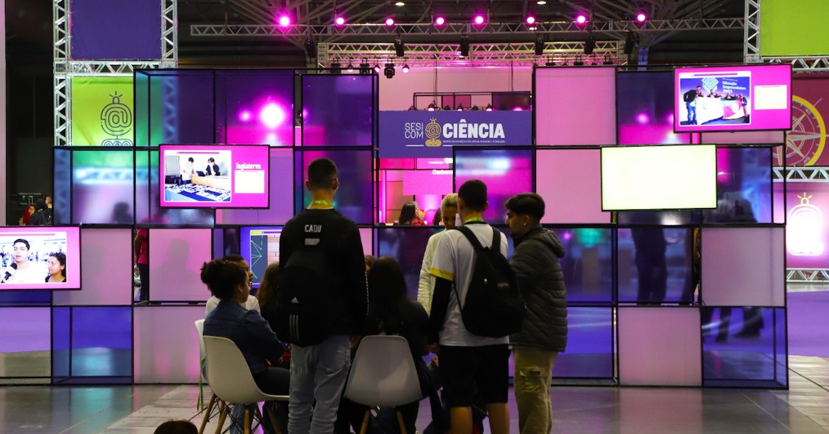 Estudantes e professores participam da quarta edição da Mostra Seis Com@Ciência.