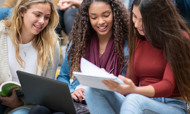 5 vantagens da Educação Profissional e Tecnológica para as juventudes brasileiras