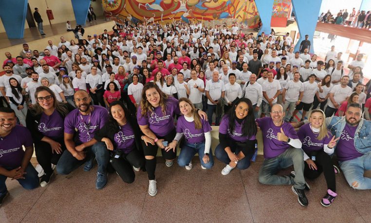 Dia dos Voluntários mobiliza colaboradores de todo do Brasil em prol da educação pública